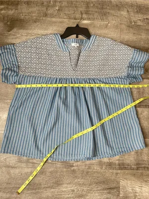 Boho Blue Patterned Short-Sleeve Tunic Top - Lightweight Peasant Style thumbnail 3