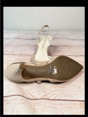 Anne Klein Women’s Sz 9.5M Tan Fabrizia w/Holes Design Slingback Kitten Heels thumbnail 7