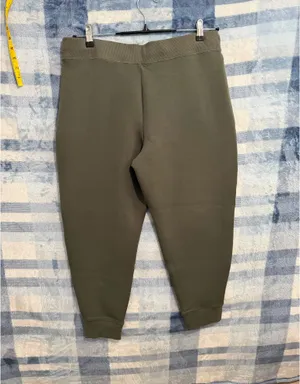 Kirkland Signature Ladies Active Jogger Olive Green XL thumbnail 5