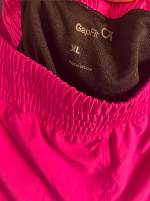 GapFit Women's Size XL Hot Pink Active Running Shorts w/Built In Underwear thumbnail 3