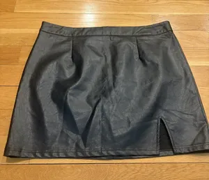 Lulus Size Extra Large (XL) Lulus Women's Black Faux Leather Mini Skirt with Sid thumbnail 1