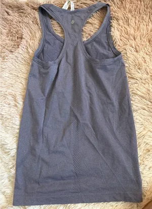 Lululemon Tank thumbnail 2
