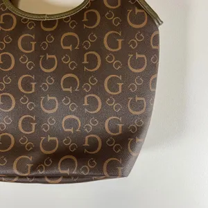 Guess Monogram Cutout Handle‎ Tote Bag Brown Olive Green Logo Print Lunch Bag thumbnail 9