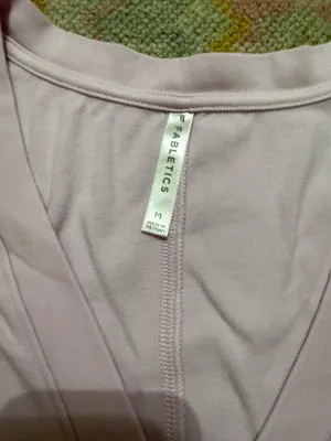Fabletics V-Neck Rosaline Pullover thumbnail 2