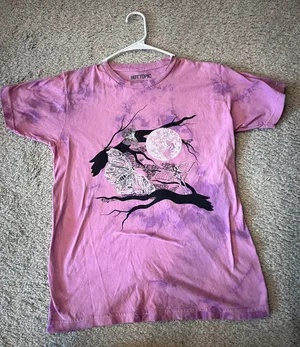 Hot Topic T-Shirt thumbnail 1