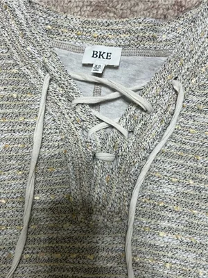 BKE Heathered‎ Beige Lace-Up Knit Pullover thumbnail 3