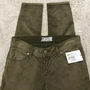 Free People Crop Cord Skinny‎ Pants NWT thumbnail 6