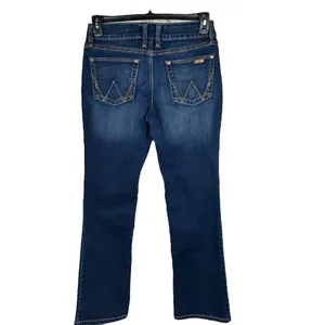 Wrangler SZ 9/10 Bootcut Jeans Mid-Rise Stretch Zip-Fly Whiskered Dark Wash Blue thumbnail 4