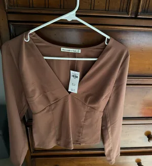 Abercrombie V-Neck Blouse thumbnail 1