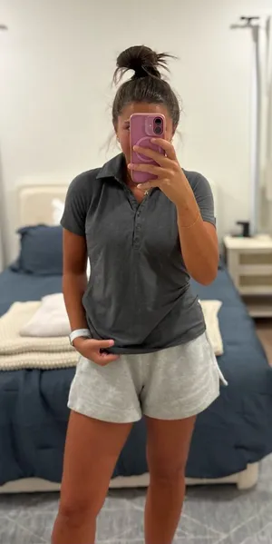 Travis Mathew Featherweight Active Polo Size Small thumbnail 1