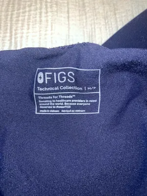 FIGS Scrub Pants thumbnail 3