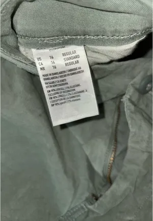 American Eagle Cargo Pants thumbnail 2