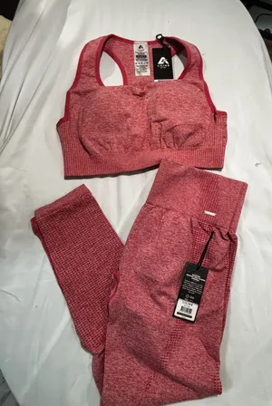 Lilias Active Signature Seamless High Waisted Bra and Leggings Set in Pink Marl thumbnail 1