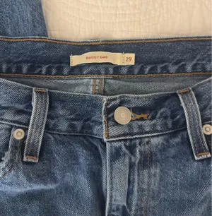 Levi’s Baggy Dad Jeans thumbnail 4