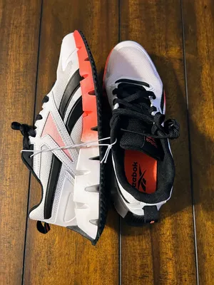Reebok Men’s Court Advance Sneakers White Black Red Size 9 Low Top Shoes NWOT thumbnail 6