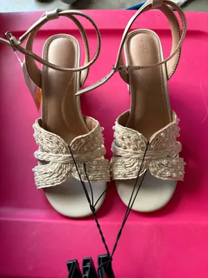 Pearl Block Heels White Size 11 thumbnail 2