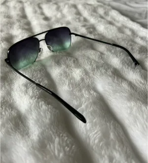 Quay Australia Sunglasses High Key thumbnail 2