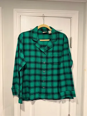 L.L.Bean Size SP Green Plaid Flannel Pajama Top Button Front 100% Cotton Pocket thumbnail 2