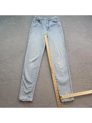 Vintage Levis 550 Orange Tab Light Wash Tapered Jeans Made in USA Womens 7 24x30 thumbnail 4