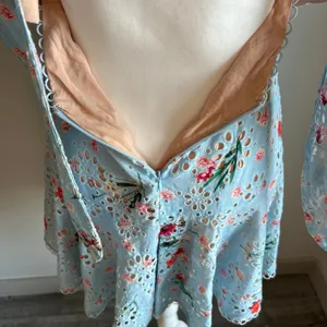Aijek Revolve Eyelet Blue Floral Peplum Preppy Mini Skater Dress Size Small thumbnail 6