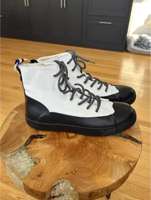 Hunter for Target White and Black High-Top Canvas Sneakers M6.5/W8.5 thumbnail 3