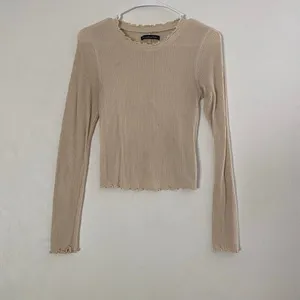 Abercrombie & Fitch Ribbed Lettuce Hem Crop Top Beige Size S thumbnail 2
