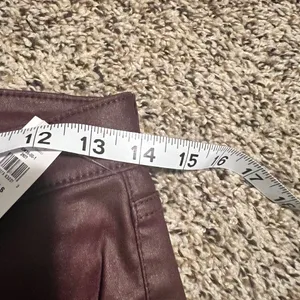 GAP Vintage Slim Mid Rise Coated Pants‎ Burgundy Bootcut Size 26 thumbnail 4
