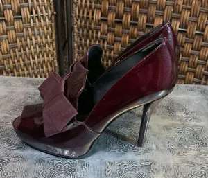 Stuart Weitzman Burgundy Peep-Toe Heels Size 6M thumbnail 2