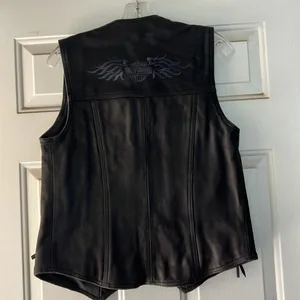 Harley Davidson vest thumbnail 3