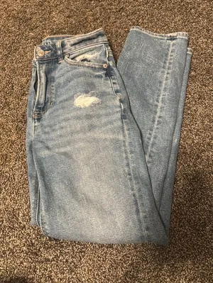 American Eagle Jeans thumbnail 1
