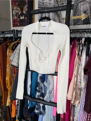 GUIZIO Thermal Knit Tie Top White Long Sleeve Crop Womens Medium Cotton EUC thumbnail 4