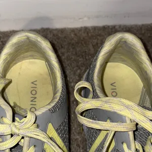 Vionic Gray and Yellow Casual Sneakers thumbnail 6