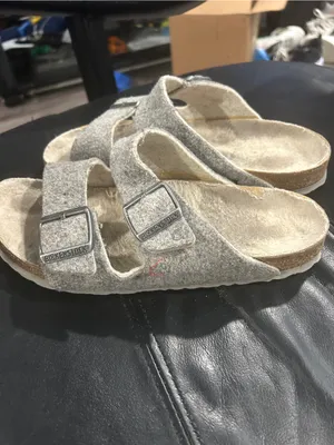 Birkenstock Women’s Gray Felt Double-Buckle Slide Sandals thumbnail 3