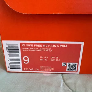 NWT Nike Free Metcon 5 Premium Women’s size 9 thumbnail 10