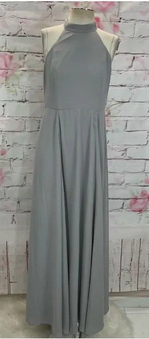 Fame and partners halter mock neck medium gray gown thumbnail 1
