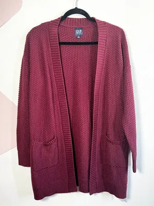 GAP Women's Long Sleeve‎ Cardigan Sz Small Soft Cozy Relaxed Fit Textured Red thumbnail 1