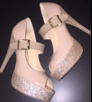 Steve Madden Nude and sparkly platform heels! thumbnail 3