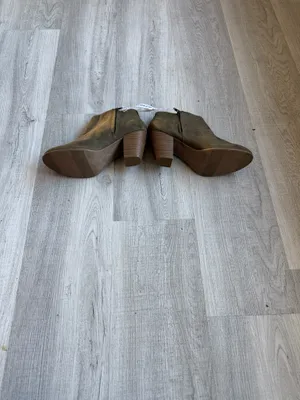 Old Navy Women’s Ankle Booties Olive Green Block Heel Size 10 New With Tag thumbnail 6