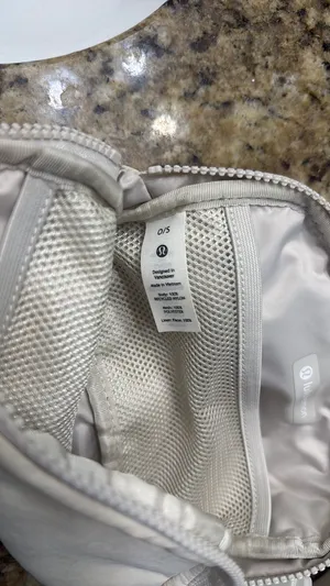 Lululemon Belt Bag thumbnail 2