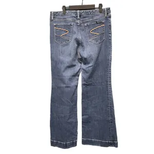 SEVEN7 MEDIUM WASH FLARE JEANS thumbnail 2