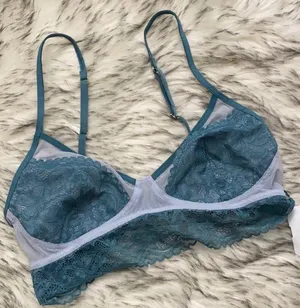 Gilligan & O’Malley Lace Unlined Bralette thumbnail 1
