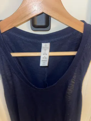 Workout tank w/cute twisted back thumbnail 3