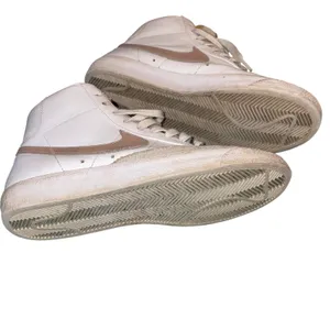 Nike Blazer Mid '77 White Suede High Top Sneakers Women's US 8 CZ5063-100 thumbnail 9