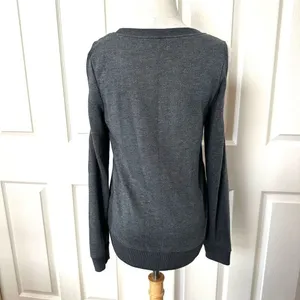 Aerie grey cut out shoulder long sleeved sweatshirt thumbnail 3