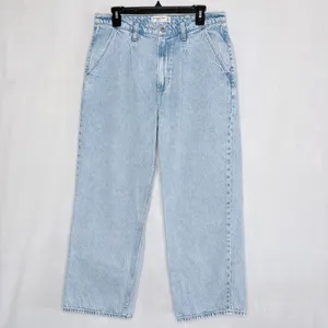 Abercrombie & Fitch Pleated Loose High Rise Jeans thumbnail 2