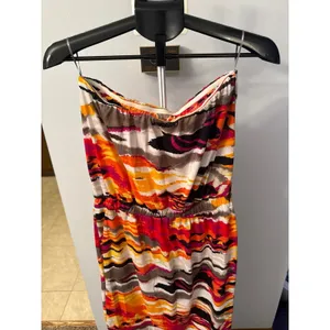 Attention Women's vibrant strapless abstract pattern‎ maxi dress size Medium thumbnail 5