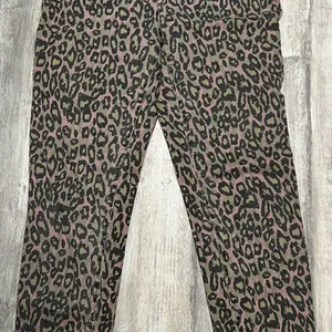 brand Cheetah Print jeans/pants thumbnail 1