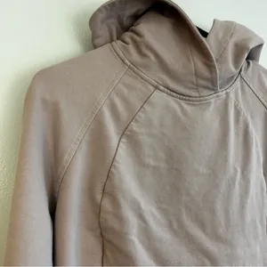 Lululemon Pullover Scuba Dusty Blush Hooded Sweatshirt/Hoodie Size 4 thumbnail 3