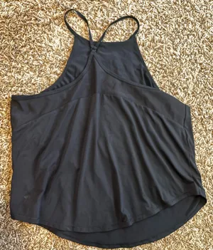 Black workout tank thumbnail 2