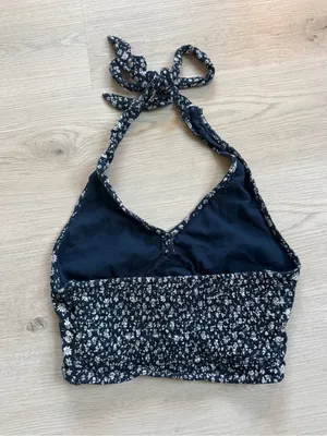 American Eagle Outfitters Black Floral Halter Crop Top thumbnail 3